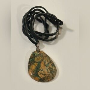 Stone Drop Pendant Necklace.
